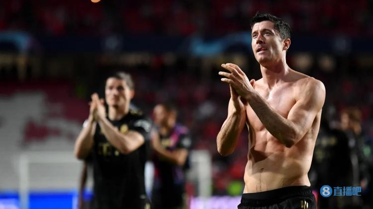 阿斯：莱万将在周二随拜仁训练，可能不得不随队前往美国踢季前赛