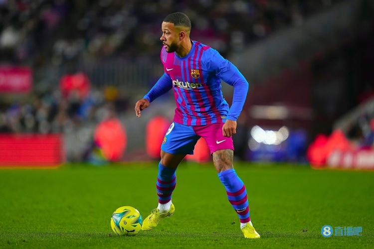 意媒:尤文图斯有意引进德佩,巴萨希望拿到2000万欧转会费