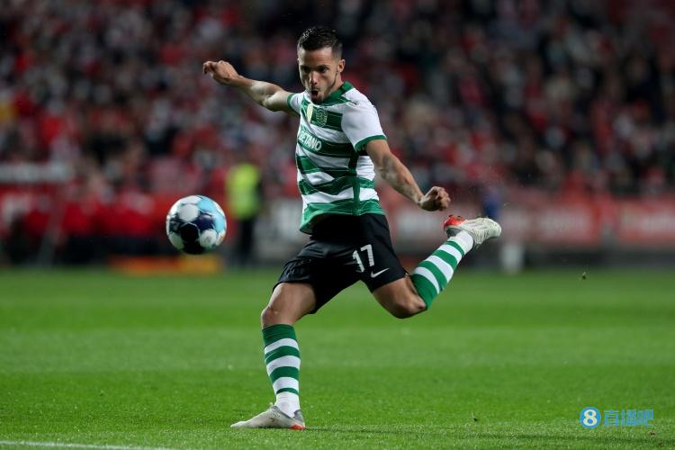 萨拉维亚:上赛季巴黎欧冠被淘汰不是因为不够强,是因不够团结