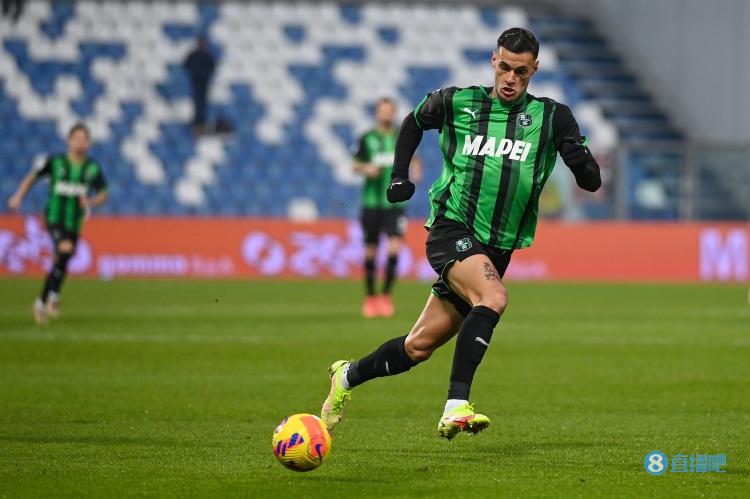 佩杜拉:西汉姆4000万欧+700万欧报价斯卡马卡,在进行深入谈判