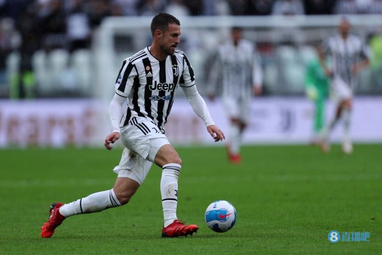 跟队记者：尤文仍没有和拉姆塞谈妥解约事宜