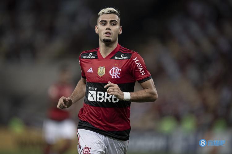 佩雷拉:我想留在弗拉门戈,但决定权在曼联手中