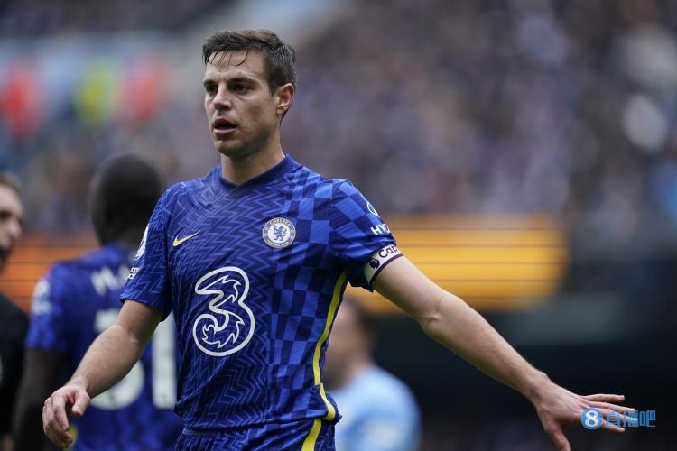 每体：即便德容不加入交易，巴萨也会就阿隆索和AZP与蓝军达协议