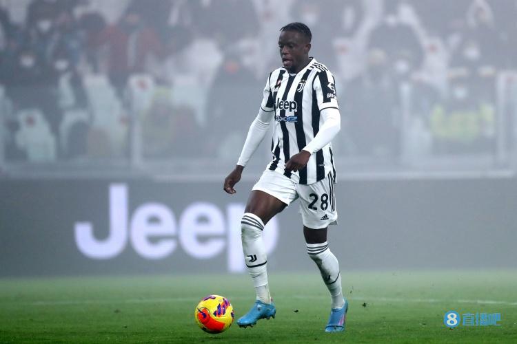 跟队记者:尤文可能2500万欧+扎卡里亚报价扎尼奥洛