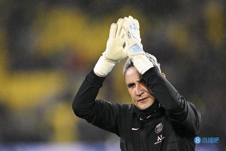 法媒：就算担任多纳鲁马替补，纳瓦斯也不想离开巴黎