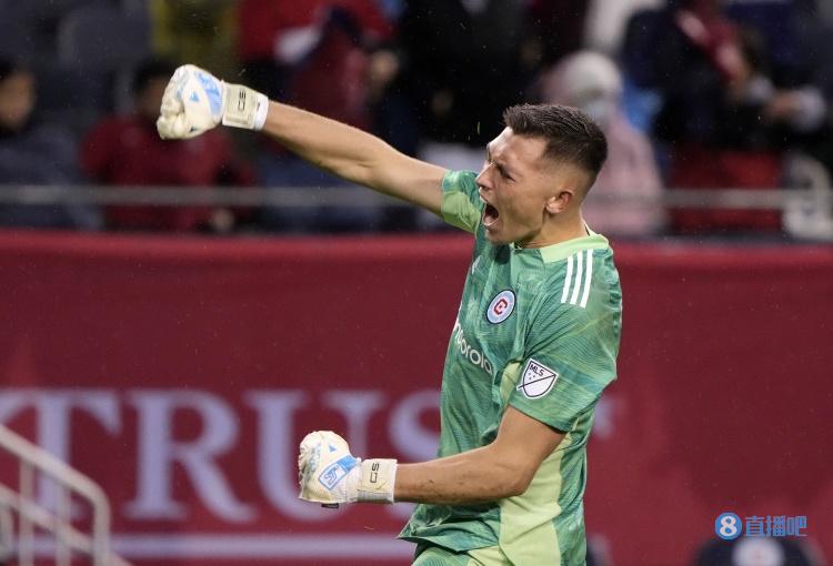 英媒:切尔西对斯洛尼纳兴趣变淡,皇马等队有意介入