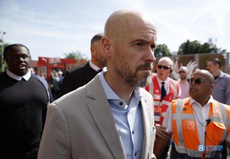 泰晤士:滕哈赫向曼联施压,要求提高对利桑德罗和安东尼的报价