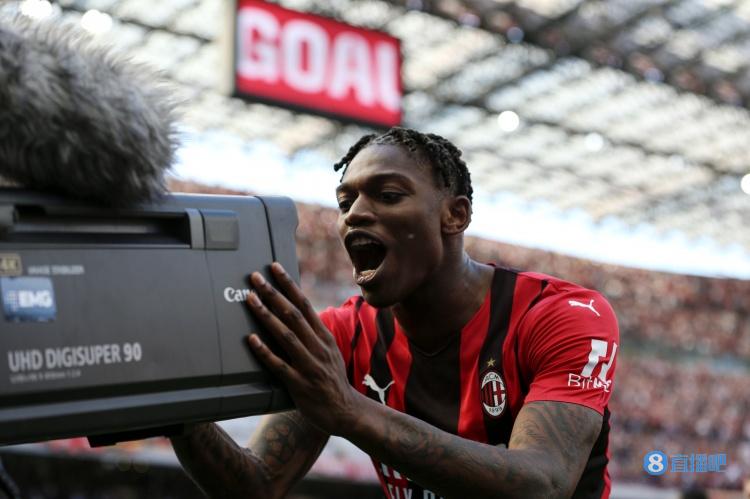 记者：感觉莱奥把米兰视为跳板 若签下坦甘加能放走加比亚