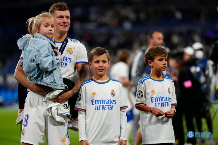 昔日小甜菜如今荣誉等身,32岁的克罗斯能否被称为大师?