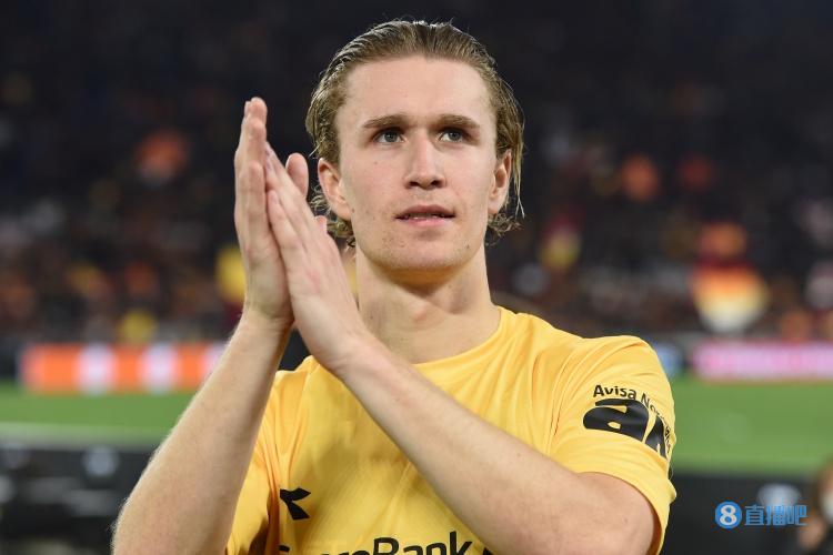 意天空:索尔巴肯抵达罗马并非签约前体检,只是治疗肩伤