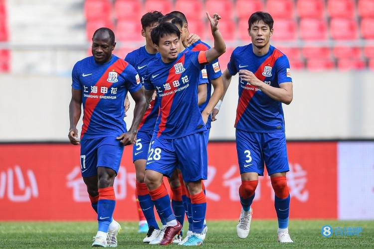 沪媒:12日与武汉长江比赛后,申花将就地解散球员各自回家