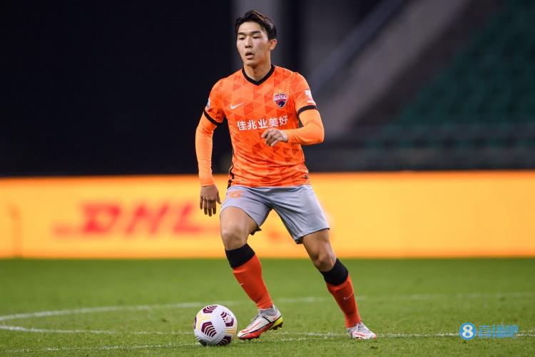 头球绝杀助深足逆转国安,元敏诚社媒晒怒吼庆祝照:解气