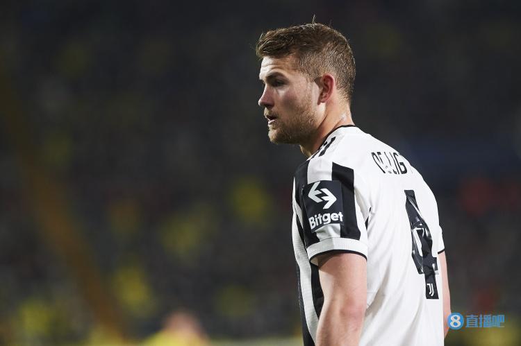 罗马诺:拜仁周一与尤文谈德里赫特转会,萨利将亲自前往都灵