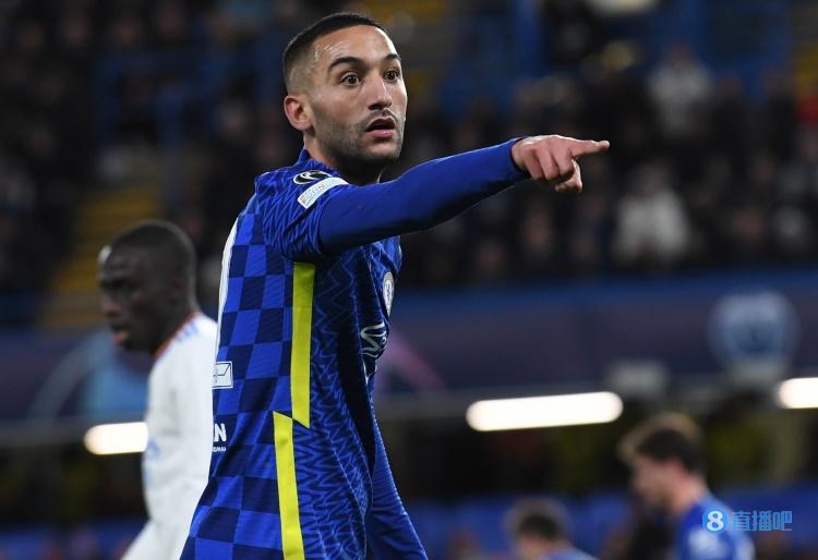 隆戈:米兰上周五与齐耶赫会面重申引援意愿,球员也想去米兰