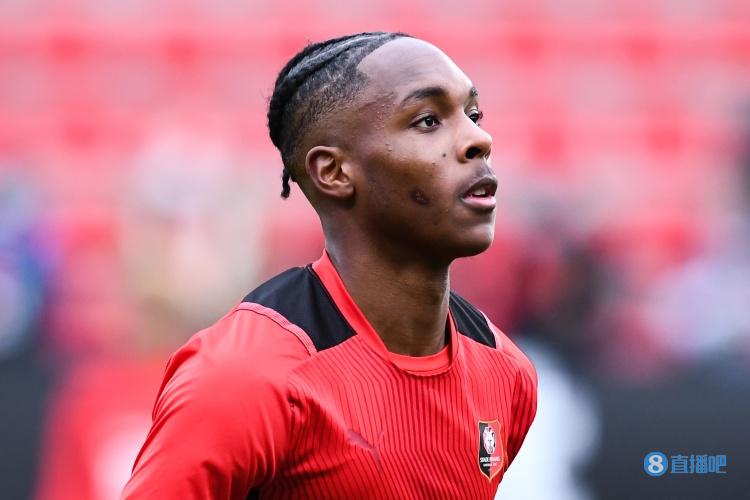 法媒:17岁特尔身价仅200万欧,雷恩准备接受拜仁的3000万报价