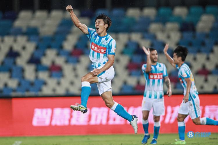 半场-程月磊神扑陈俊乐破门 广州城暂1-0河南嵩山龙门