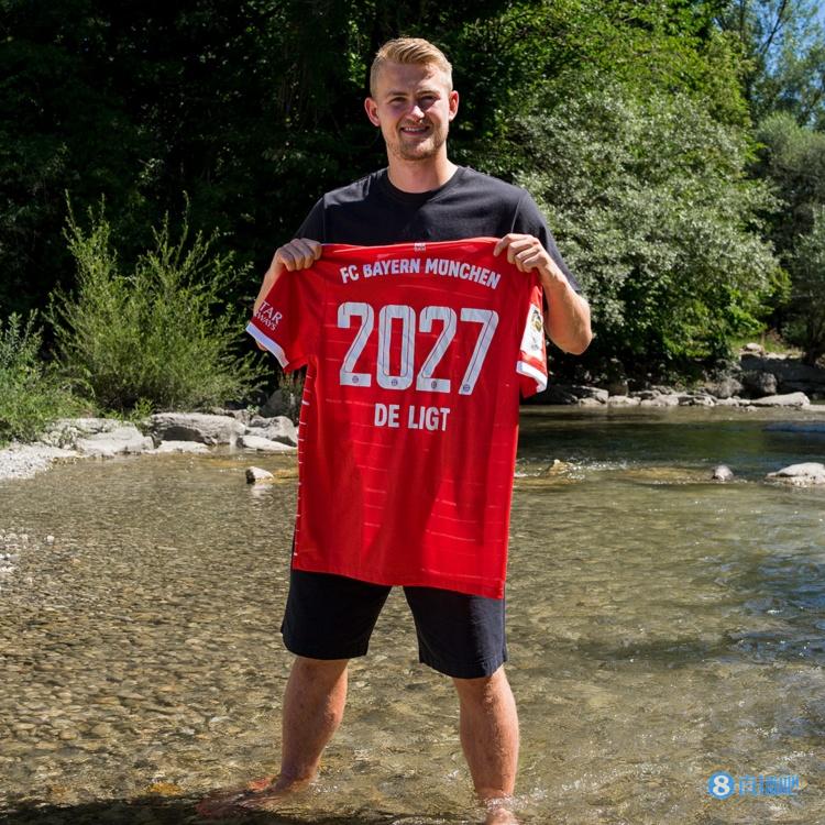 詹俊：莱万离队、马内德里赫特加盟，感觉拜仁实力不降反升