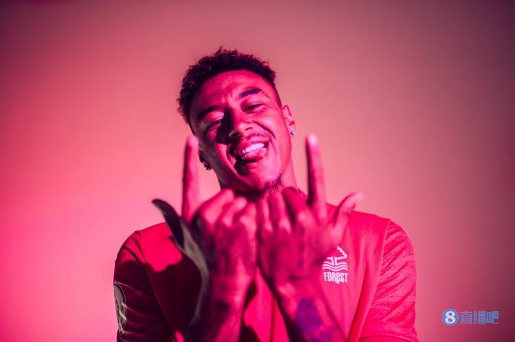 截至目前诺丁汉森林已在转会市场花费超7000万镑,共引进11人