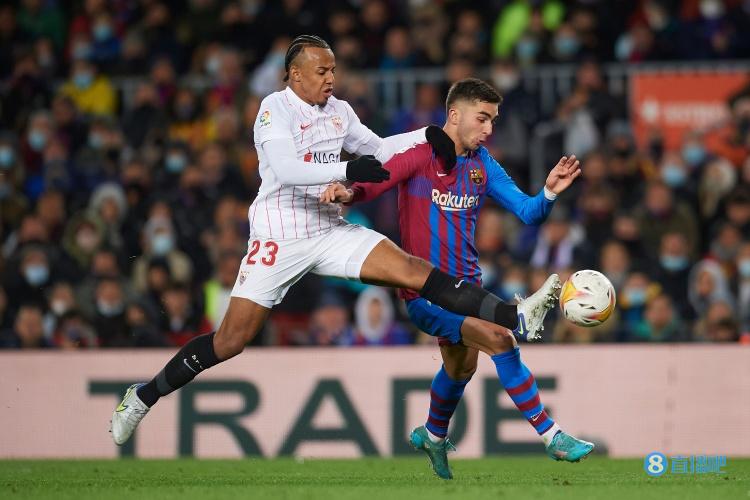 斯基拉：孔德转会巴萨交易完成，年薪800万欧签约5年