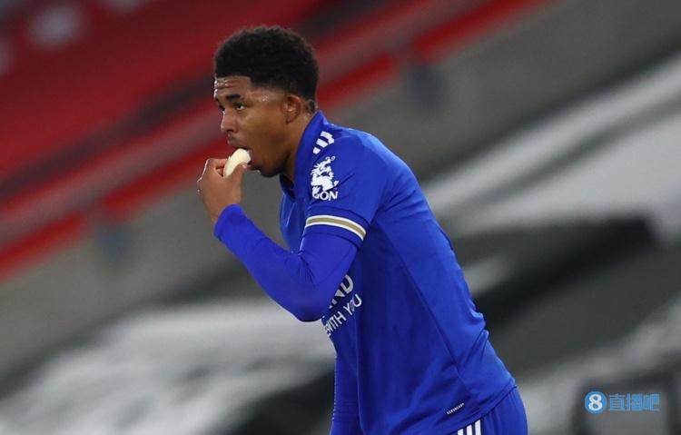 卫报:切尔西有意福法纳,莱斯特城要价7000万-8500万镑