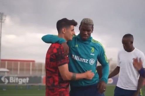 热身赛对尤文戴帽,莫拉塔赛后与博格巴亲切拥抱交谈