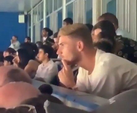 心系老东家!有球迷拍到维尔纳在斯坦福桥观战切尔西VS热刺