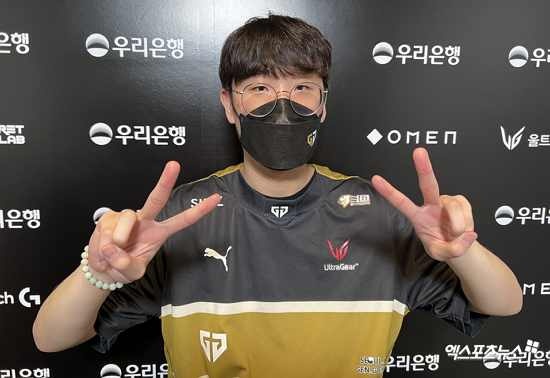 Ruler:媒体日只有T1选我们为夺冠热门,很开心拿到常规赛第一