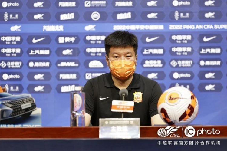 李金羽:感谢酷暑中仍支持球队的球迷 赛事间隔短以身心恢复为主