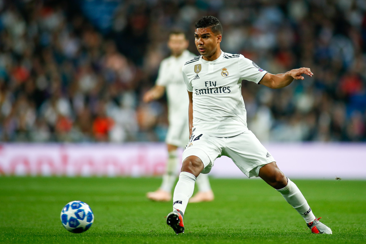 六台记者:曼联为卡塞米罗提供双倍年薪,希望在周六前敲定转会