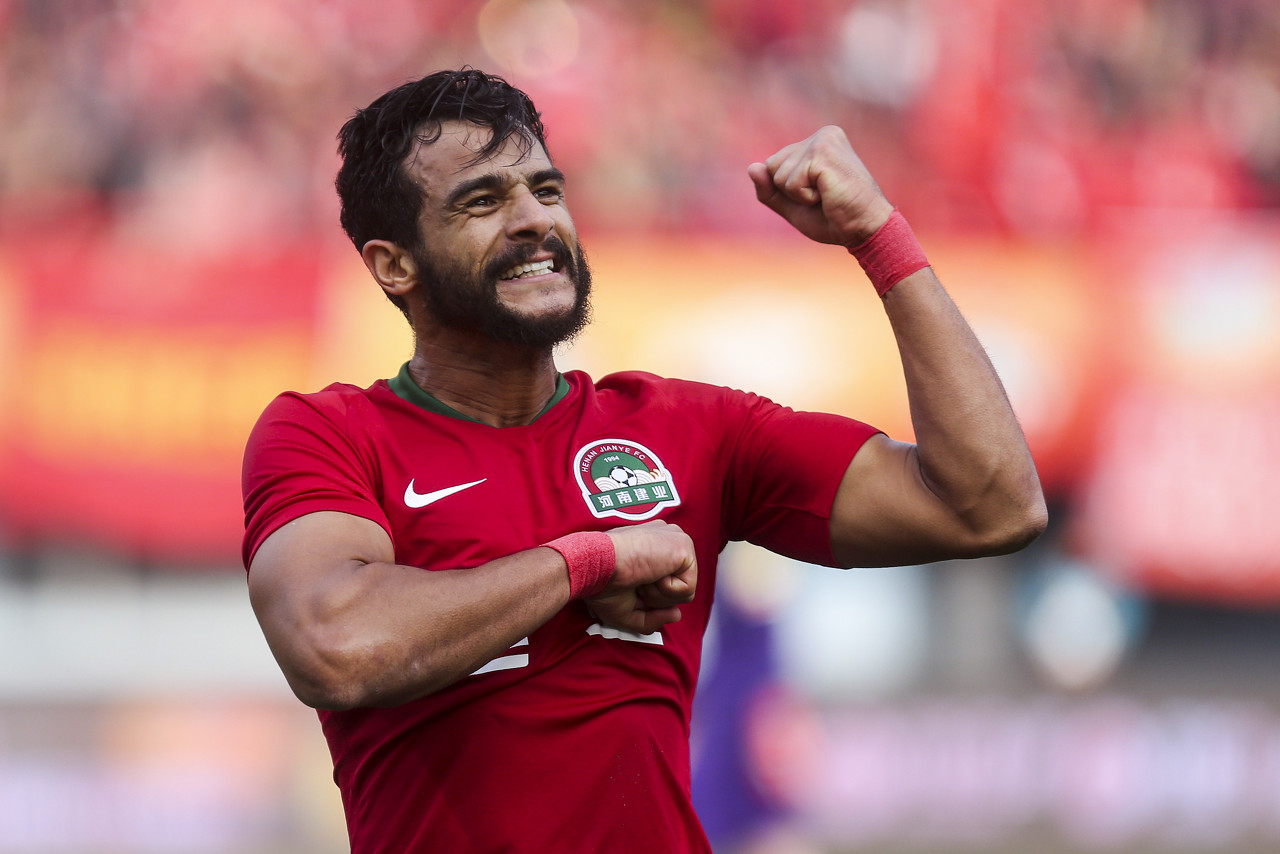 河南嵩山龙门否认已与多拉多解约:需要慎重处理,会善待他