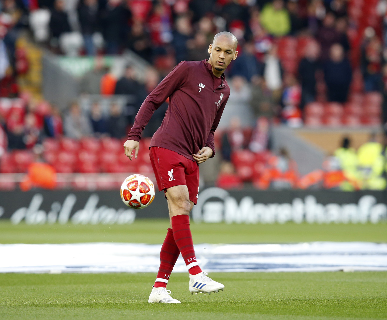 法比尼奥:听说过贝林厄姆的转会传闻,他非常年轻且颇具天赋