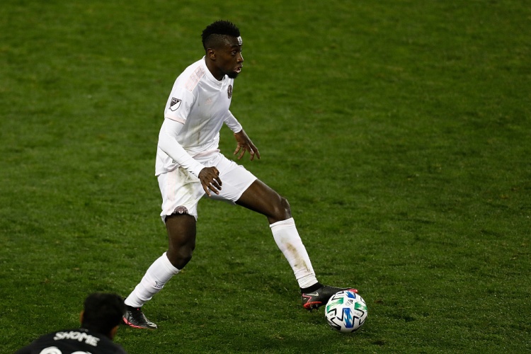 马图伊迪:我很期待巴黎和尤文的对决 MNM令人生畏