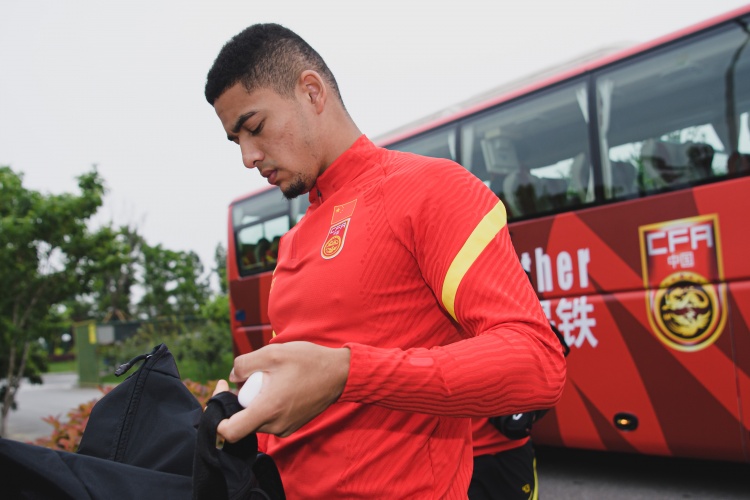 北青:贾德松21日重返训练场 泰山队并无计划引进蒋光太