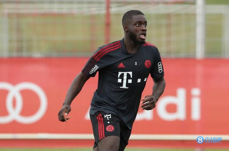 于帕梅卡诺:休赛期的训练让自己更加强大,马内让我们感到踏实