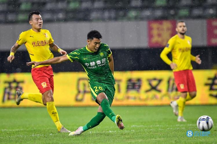 媒体人:大连人在运作两内一外的加盟,引进王子铭希望渺茫