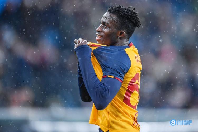 小吉安:穆帅用7个月改变了我的人生 我对罗马充满感激之情