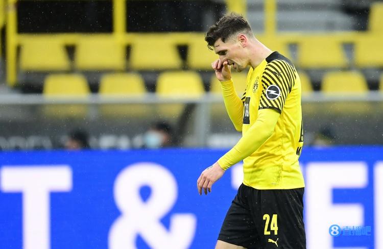 每体:巴萨对引进穆尼耶重燃兴趣,球员曾公开表示愿意加盟