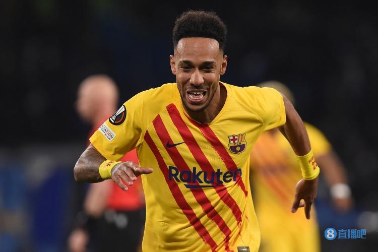 世体:奥巴梅扬不想离开巴萨,但切尔西的强烈兴趣可能改变局面