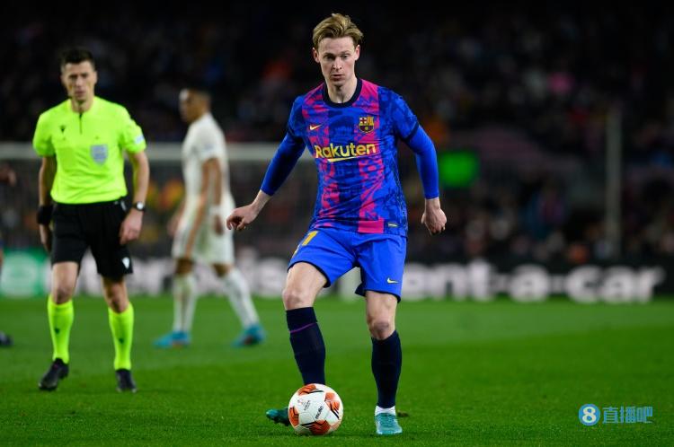 西媒：切尔西老板伯利日前致电德容，后者回应想履行与巴萨合同