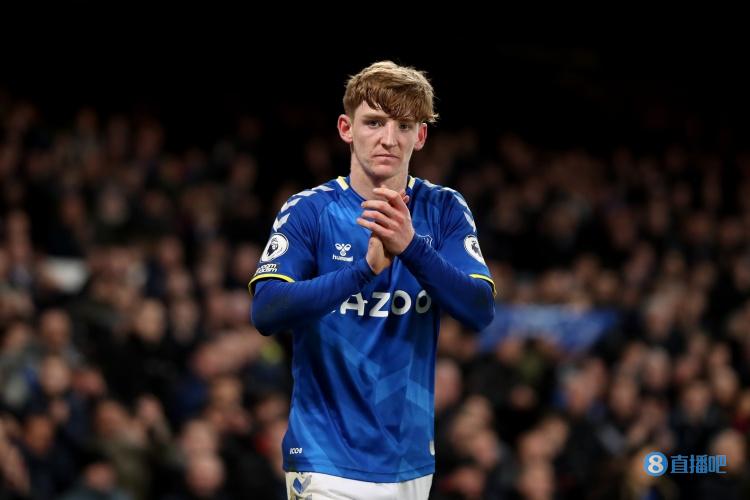 罗马诺：埃弗顿拒绝切尔西4000万镑报价戈登，蓝军内部讨论新报价