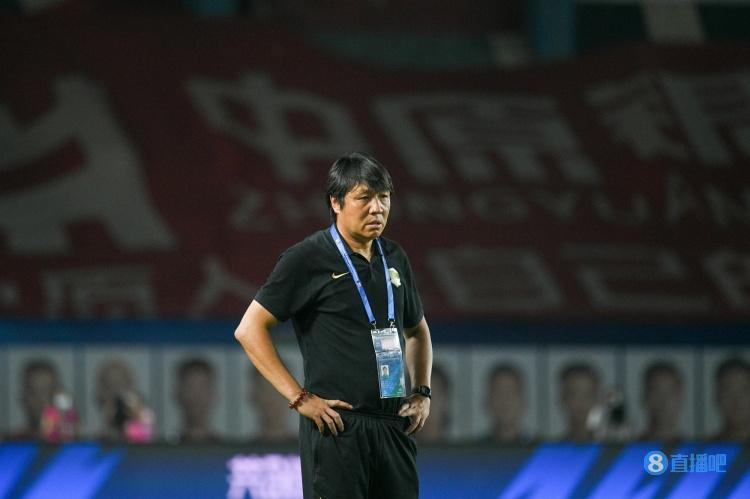 评论员：国安帅位上面全是雷&下面全是嘴，谢峰也算解脱了