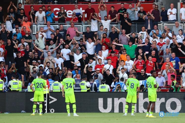 曼联1936年后首次联赛客场7连败 当赛季曼城夺冠?曼联降级⬇️