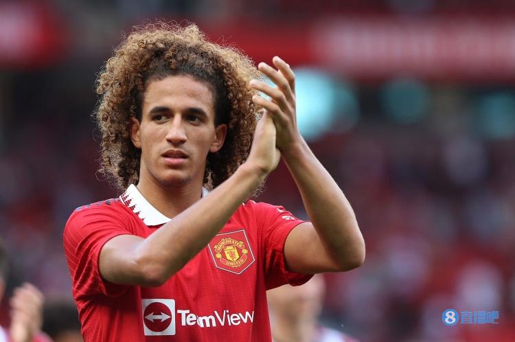 曼晚：多队想租借曼联中场小将汉尼拔，伯明翰接近赢得争夺战