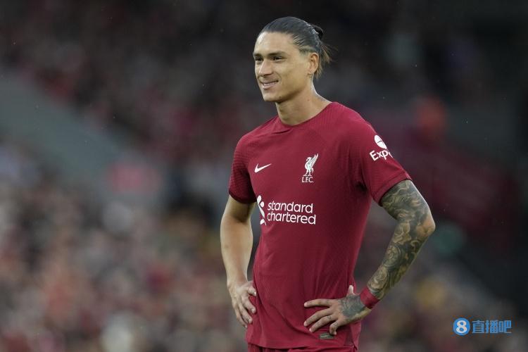 赖特:在背身拿球等方面努涅斯需要更好的身体素质,但他无需增重