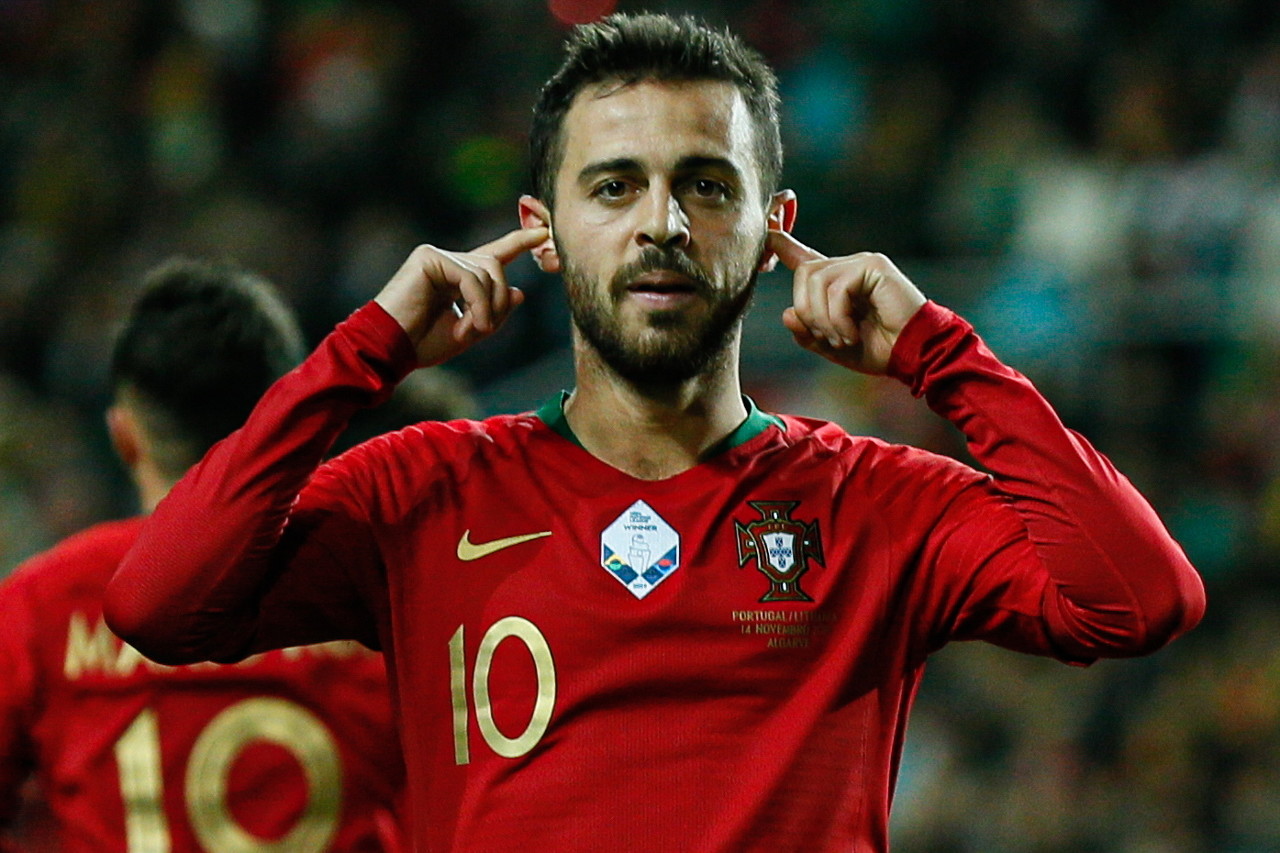 世体：B席对巴萨开始失去耐心，球员不想等到转会窗的最后一天