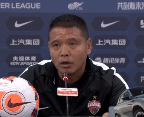 张效瑞:沈指导的防守反击战术非常好 难能可贵的是今天没丢球
