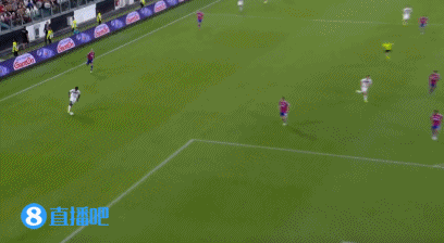 囧叔危!布雷默“德里赫特附体”手球送点 尤文再丢一球