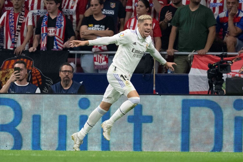 西甲一周资讯|皇马拿下马德里德比;巴萨续约加维