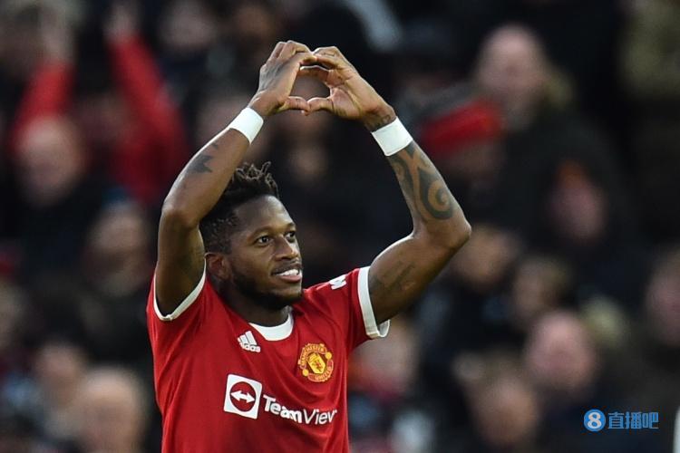 弗雷德:8号位是理想的位置,但在如今足坛你必须有多面手属性