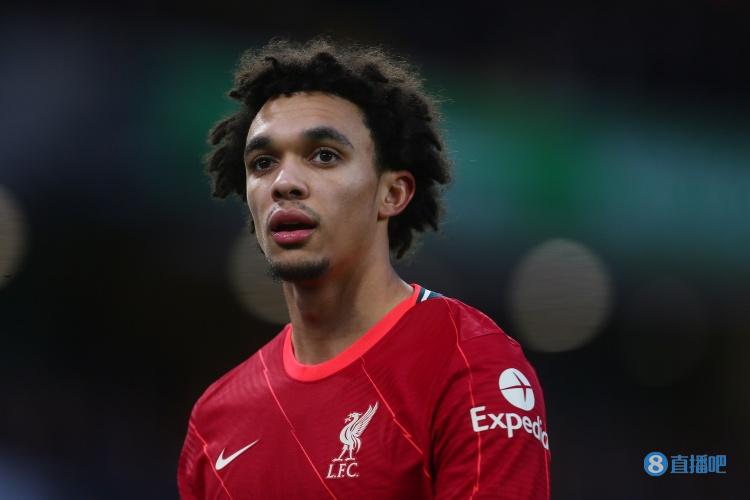 默森:阿诺德传球范围和德布劳内一样好,希望未来看到他踢中场